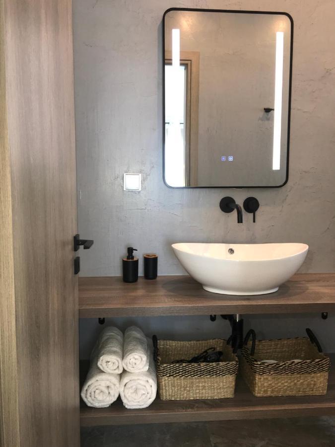 Anastasia Luxury Suites 2 Tolo Bagian luar foto